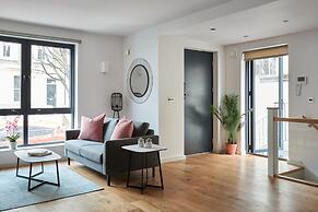 Hammersmith Mews by Viridian Apartments