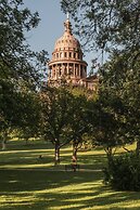 citizenM Austin Downtown