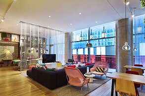 citizenM Austin Downtown