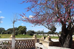 Cenoura-Brava Villas & Suites.