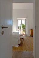 Cenoura-Brava Villas & Suites.