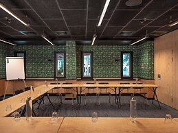 Eklo Hotels Paris Porte de Versailles