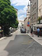 Iva - Modern Downtown - A2 Navada