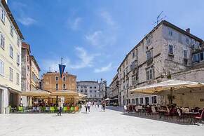 Iva - Modern Downtown - A2 Navada