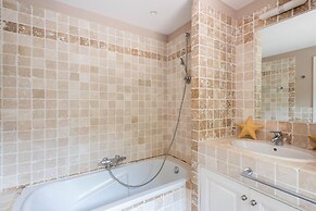 Villa Mas d'Azur By Estates Cannes