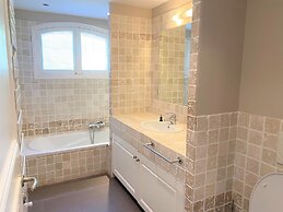 Villa Mas d'Azur By Estates Cannes