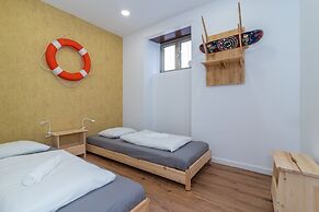 Dude Beach Hostel