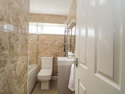 Wren's Nest Manorcombe