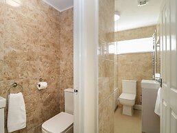 Wren's Nest Manorcombe