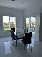 Luxury 5BD Loft in Prime Location
