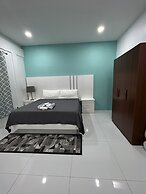 Luxury 5BD Loft in Prime Location