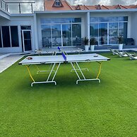 Luxury 5BD Loft in Prime Location