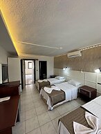 Eras Hotel