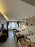 Eras Hotel