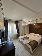 Eras Hotel
