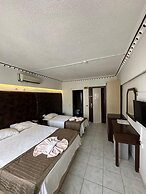Eras Hotel