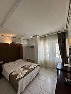 Eras Hotel