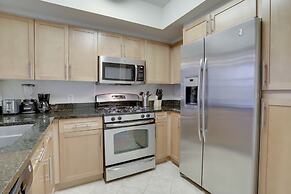 Nice 2BR Condo at Pentagon City