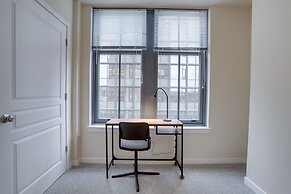 Nice 2BR Condo at Pentagon City