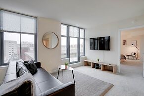 Nice 2BR Condo at Pentagon City