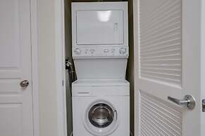 Nice 2BR Condo at Pentagon City