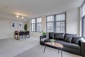 Nice 2BR Condo at Pentagon City