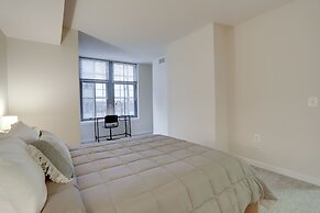 Nice 2BR Condo at Pentagon City