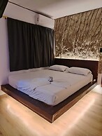 Grand ilama Hotel