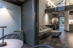 ACRO Upscale Residences