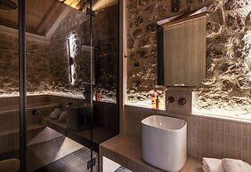 ACRO Upscale Residences