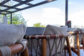 ACRO Upscale Residences