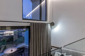 ACRO Upscale Residences