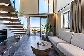 ACRO Upscale Residences