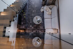 ACRO Upscale Residences