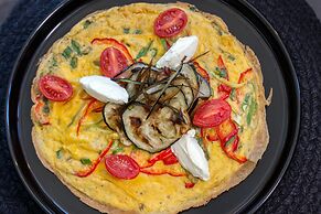 ACRO Upscale Residences