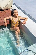 ACRO Upscale Residences