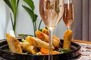 ACRO Upscale Residences