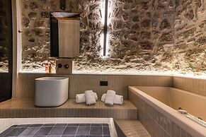 ACRO Upscale Residences