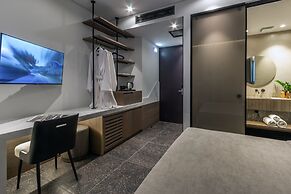 ACRO Upscale Residences