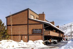 Struggler 3 Bedrooms STR-1 by KBM