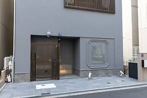 ONE WORLD Sakaisuji Hommachi