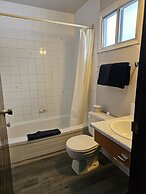 Howard Johnson by Wyndham Edson