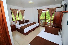 Natura Gardens Galápagos Hotel