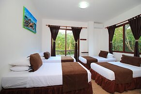 Natura Gardens Galápagos Hotel