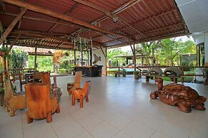 Natura Gardens Galápagos Hotel