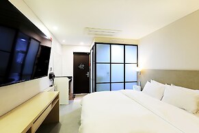 CS Avenue Hotel
