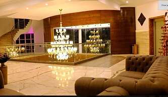 Tiaraa Hotels & Resorts