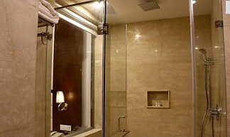 Tiaraa Hotels & Resorts