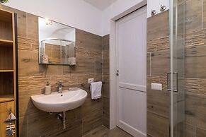 Dimora Oleandro 50m From Beach