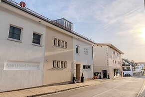 Aparthotel Parsberg Green Design Ferstl